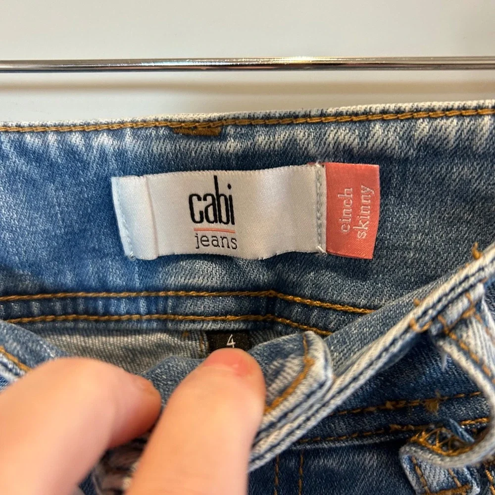 Cabi Cinch‎ Skinny Jeans Med Wash Paint Splatter Distressed Raw Hem 5492 Size 4